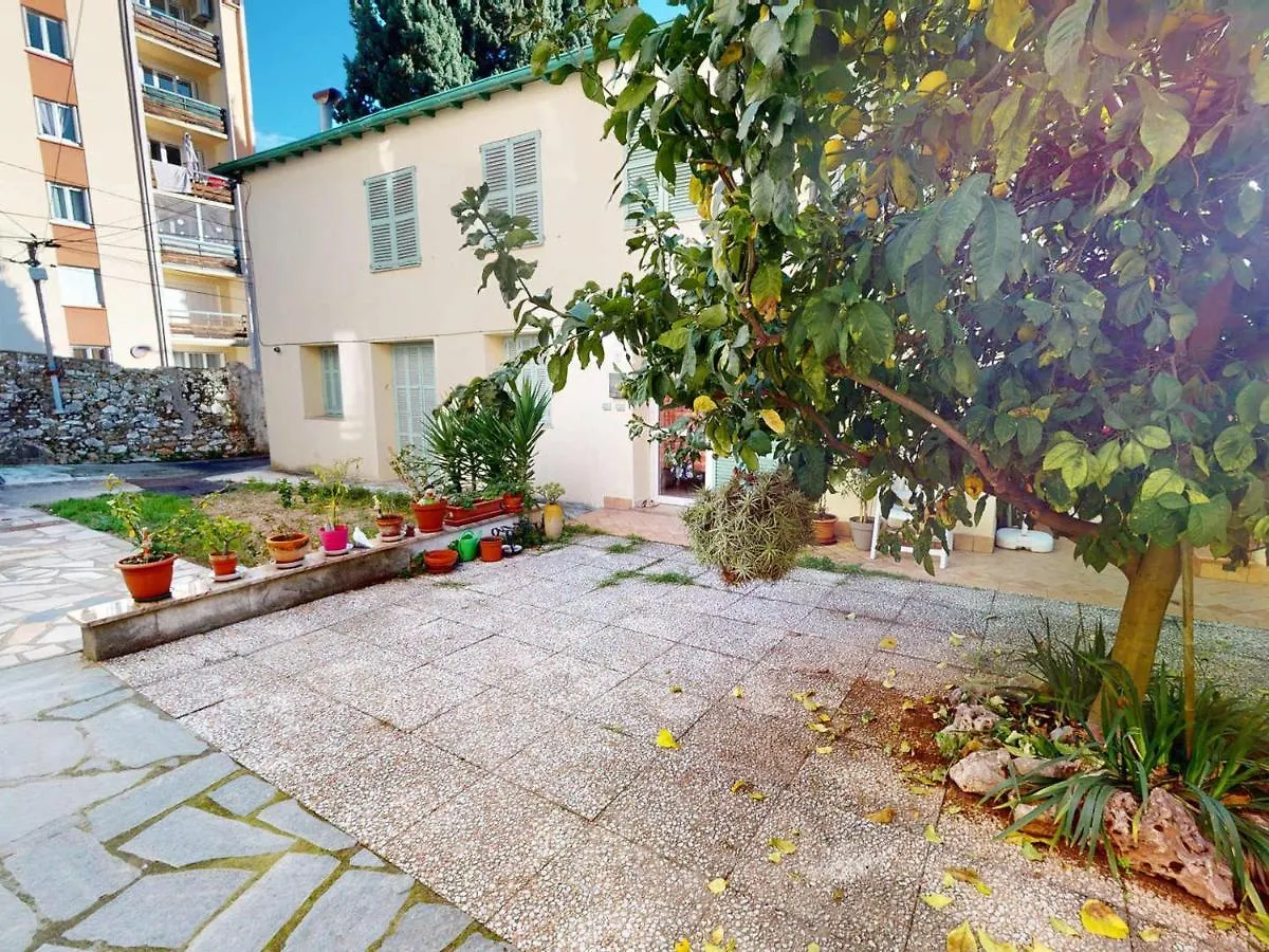 Charmant 3P Au Calme Avec Terrasse, Proche De La Mer A Menton - Fr-1-196-317 Apartment